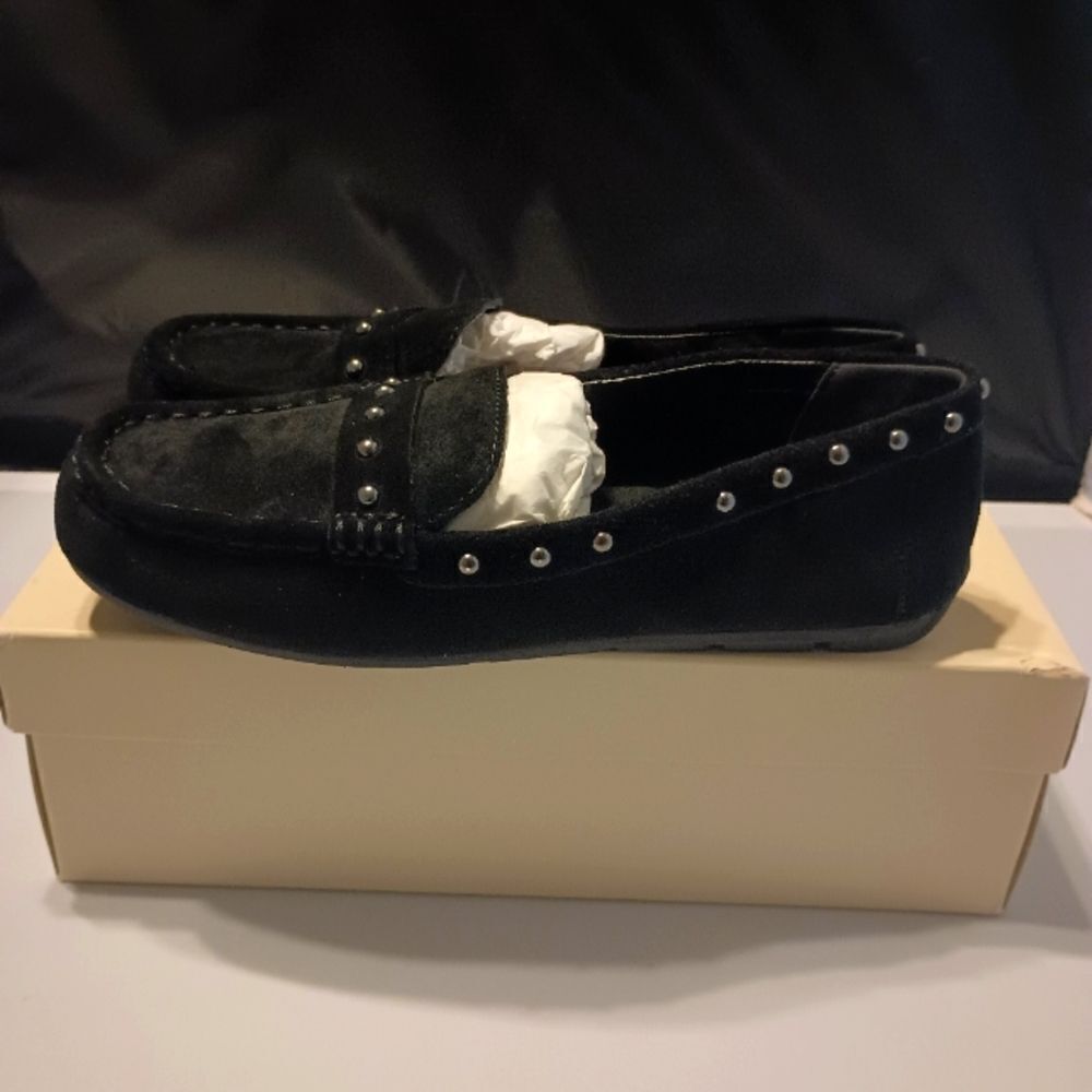 💯🔥ANNE KLEIN OFEENA WOMEN'S STUDDED MOCCASINS SIZE 7.5🔥🔥NEW WITH TAGS IN T
